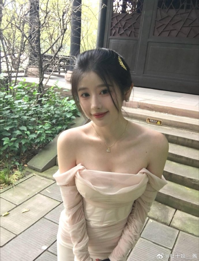 康熙王朝 封面